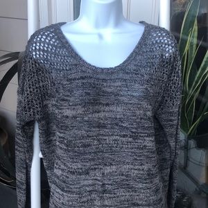 Volcom Sweater - SALE 4 for$20